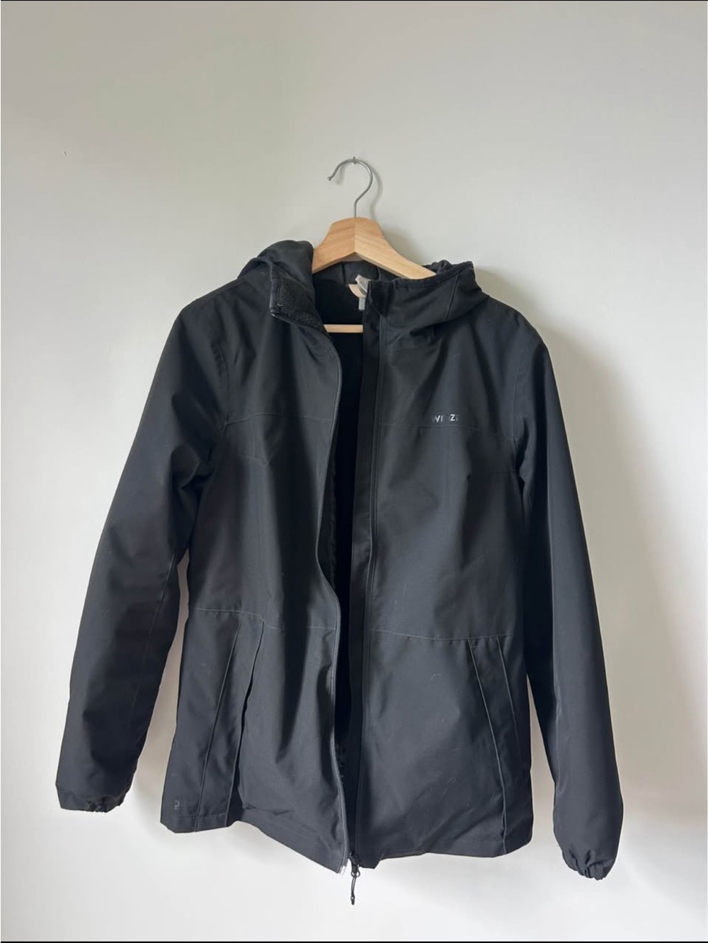 Women's Black Hooded Ski Jacket - Lightweight Weatherproof Shell